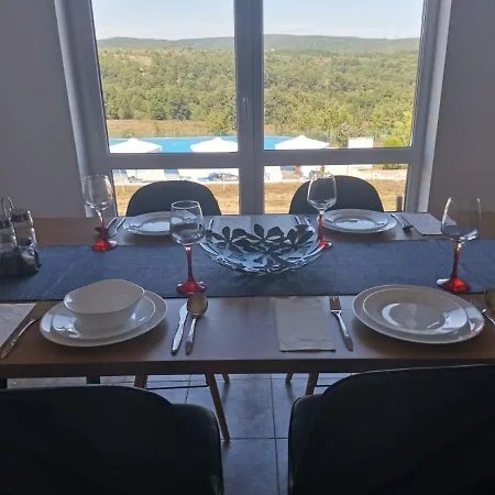 Emine Tatil Evi